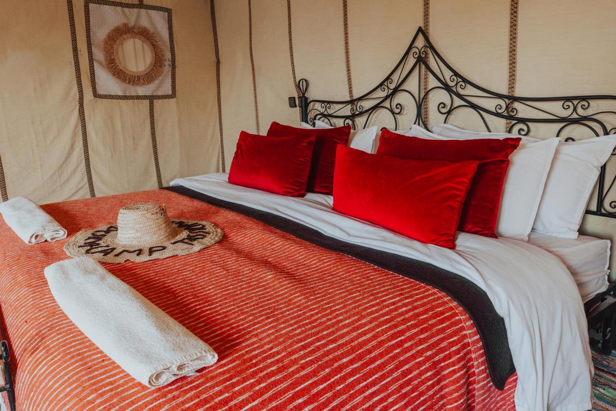 Kidal Luxury Desert Camp Мерзуга Экстерьер фото